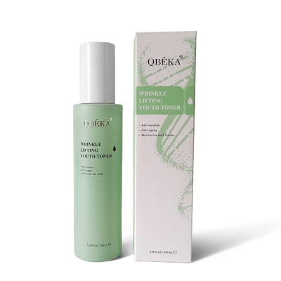 Set per la cura della pelle femminile OEM ODM Lifting delle rughe toner giovanile con ingredienti biologici