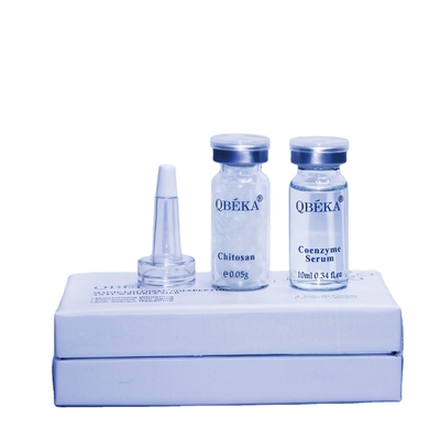 Labbra giovanile con siero per la giovinezza perfetta Magia della pelle rivitalizzante e polipeptide Chitosan