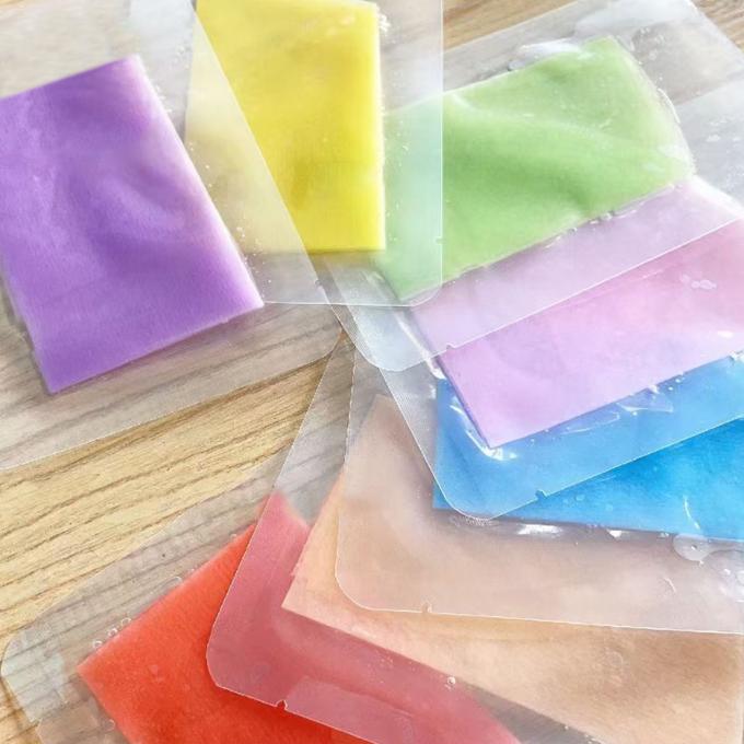 Maschera facciale a acido ialuronico multicolore per idratare e illuminare la pelle unisex 0