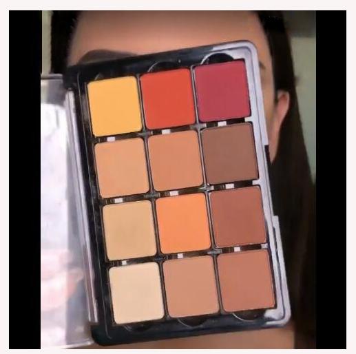 Glitter Colore metallico misto Palette di ombre per gli occhi Elegante Satin Matte Ingrediente minerale 1